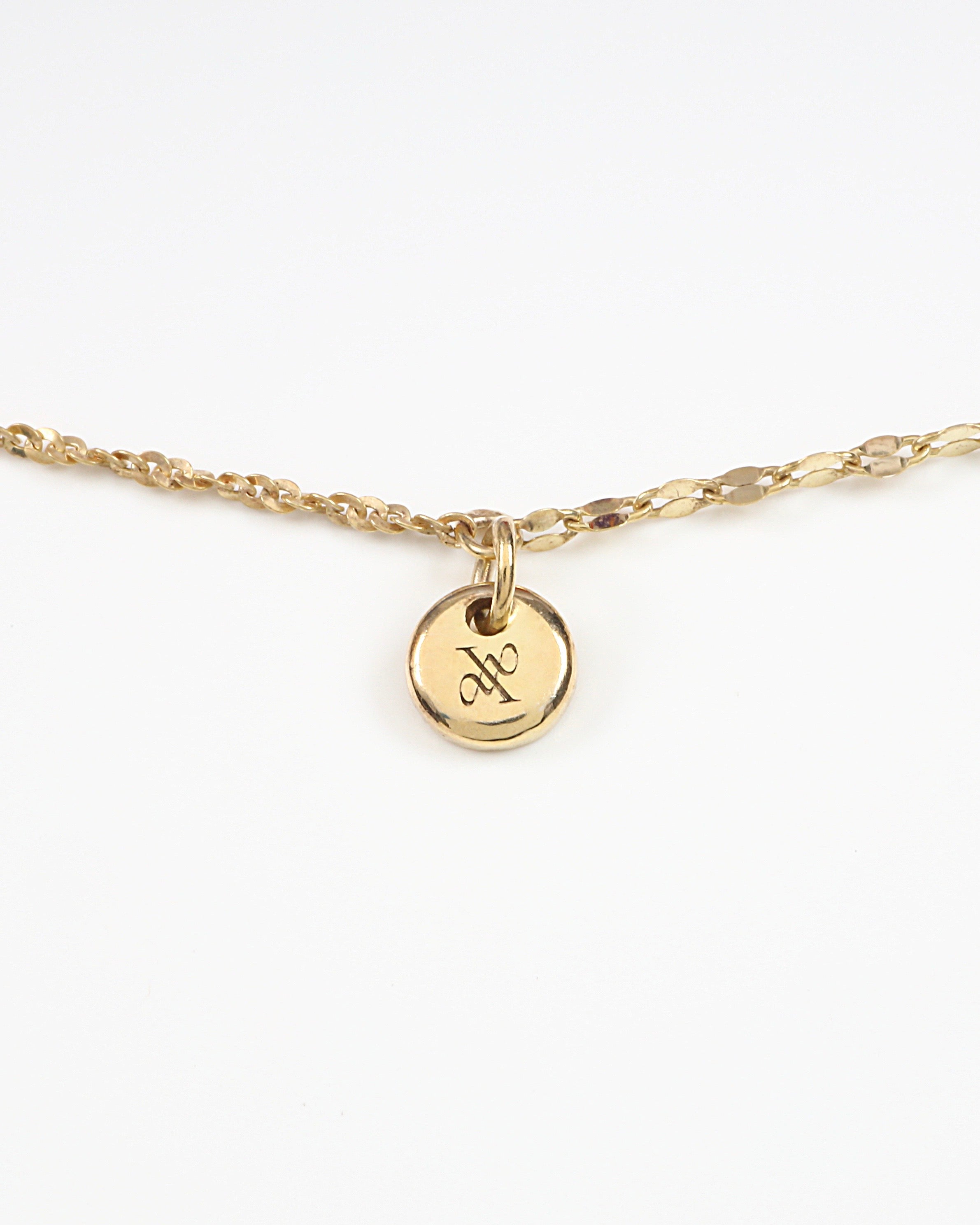Loop necklace