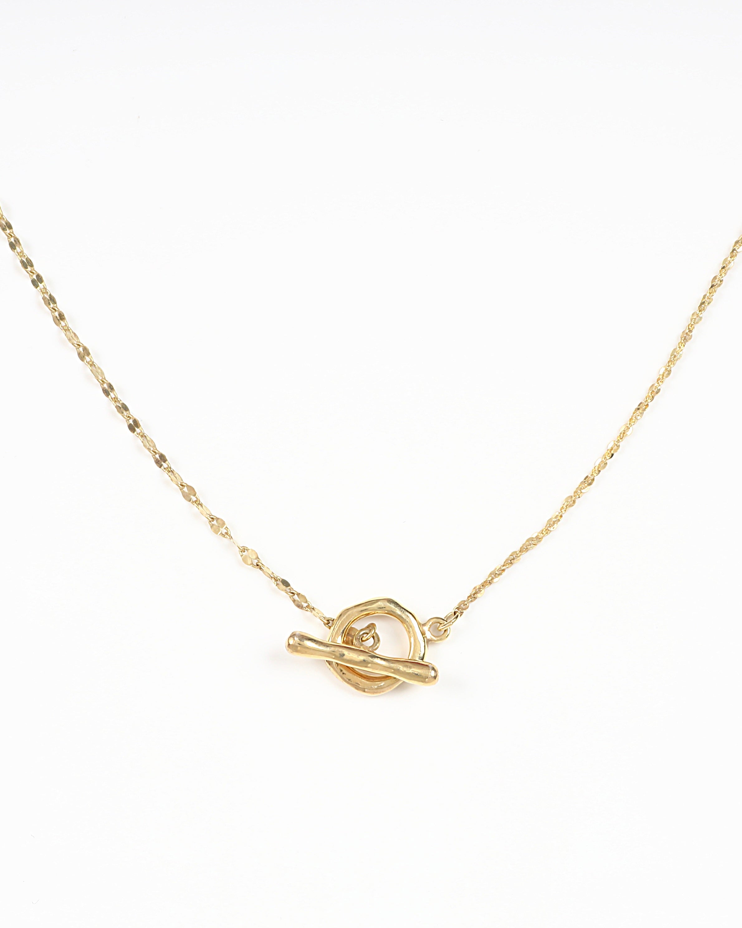 Loop necklace