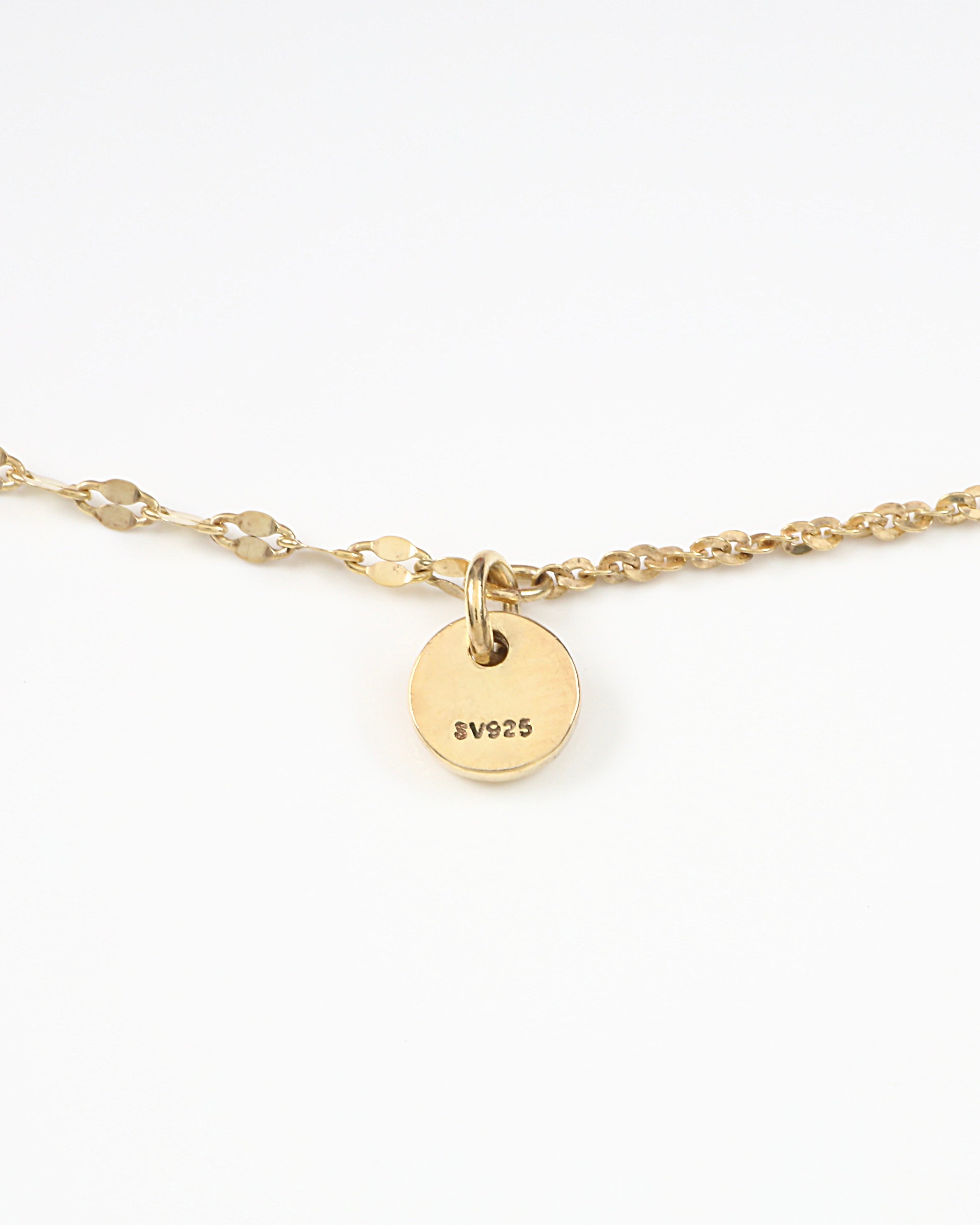 Loop necklace
